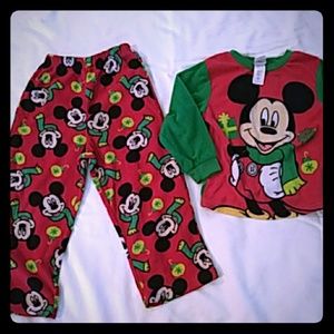 🍀Disney's Mickey Mouse Christmas pajamas 4T